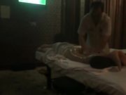 精品强推！湖边极品美艳少妇人间精灵旅游度假外拍露出野战，景点上操了又拿着鸡巴吃 吃了又操