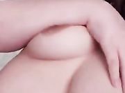 极品大波网红私拍和大鸡巴小鲜肉啪啪啪草到喷尿尿叫饶命