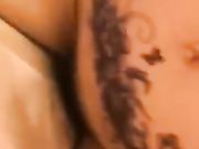 性感美少妇弄坏了自慰棒联系快递小哥退货上门取件时被小哥知道饥渴的真相后勾引小哥做爱国语淫荡对白!