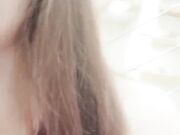 小骚逼一身情趣装被小哥调教母狗爬行口交