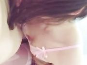 性感漂亮的姐姐自慰不满足想要被操偷偷掀开表弟被子吃硬JJ后坐上面淫叫