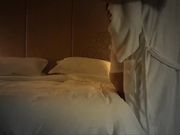 酒店大战98年清纯小师妹 不敢太大声叫怕隔壁投诉