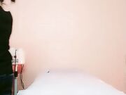 广西按摩美容院少妇老板娘接客顶胖叔吃快餐