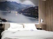 小宝寻花性感黑衣短发妹子骑在身上舔奶口交舔弄骑乘