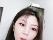 颜值女神给猥琐哥哥无套啪啪颜射一脸01