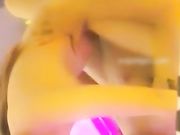 挺会享受的90后小情侣酒店开房直播啪啪床上干到浴室我草苹果手机往地上摔