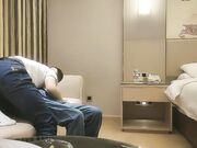 迎中秋约外围 兼职大三学生妹 苗条粉嫩美腿翘臀 小马哥天天干炮真敬业