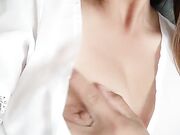 性感的骚妇真空睡衣丝袜诱惑 大黑牛自慰骚穴给大哥舔鸡巴 后入爆草射了一逼