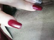 骚母狗肥穴手指抠弄流水呻吟不断