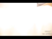 小学妹太嫩不敢使劲操 穿着衣服直接无套插嫩穴最后还是跪舔J8颜射