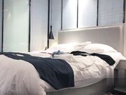 短发探花精致男约操酒店外围上位爆草抽插02