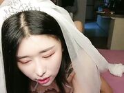 婚纱小新娘婚房打桩做爱干的热火朝天呻吟