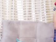 哺乳人妻口交大鸡巴激情上位让大哥草完了抽插