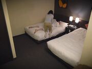 在这种情况下 我会炫耀我的勃起 越是强行靠近2