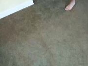 辣妹贝利得知有摄像机记​​录她被操时很兴奋