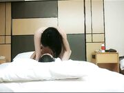 外围妹镜头前展示口活舔逼抬起美腿抽插骑乘