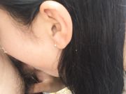 喷血推荐 开车到野外和漂亮美眉啪啪啪玩野战干前尿一泡