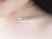 对白精彩淫荡苗条瘦小女主播太嗨了直接约3个爷们家中淫乱直播“干死你草泥马叫爸爸”堪比AV啊-2