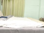 约操良家少妇 喝酒聊天调情 扒掉衣服看肥穴 近距离视角 正入爆操