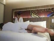 性感高颜值吊带黄裙妹子啪啪 舔奶口交调情抬腿侧入上位骑坐大力猛操2