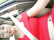 风韵犹存的气质淑女骚妈和儿子驱车户外啪啪