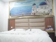 外围女神甜美小姐姐初下水抠粉穴就差点儿高潮