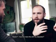 欲火中烧旅馆 巨乳宝贝操她的继兄弟和他的朋友全场景