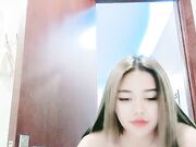 大奶露脸无毛逼性感的御姐激情大秀就喜欢骚逼湿漉漉的感觉