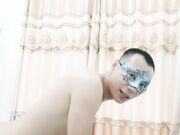 极品御姐露脸穿上黑丝高跟诱惑听狼友指挥跟大哥激情啪啪