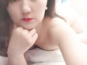 气质不错的少妇露脸在宾馆伺候大哥激情啪啪 激情上位自己揉捏骚奶