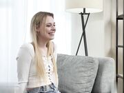 猛烈操逼射爆大奶用精液喂饱尤物