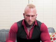 发现大奶保姆自慰 在没有安全套的情况下操了她