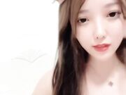 极品主播 小骚穴淫汁流的真羡煞旁人 揉搓圆滚滚的大白奶子 ️极度诱惑