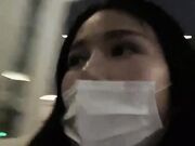 露脸小骚逼一路走一路骚 户外激情露脸真空上阵 马路上人不少奶子上带个乳夹