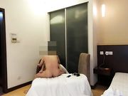 某社交圈最新流出 极品台模vivian 援交有钱大款激情视频