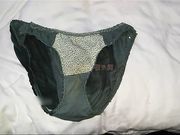 女神级性感美女陪闺蜜KTV见网友喝多上厕所时2男想在厕所操她,没得手后把她带到酒店2人轮流干!