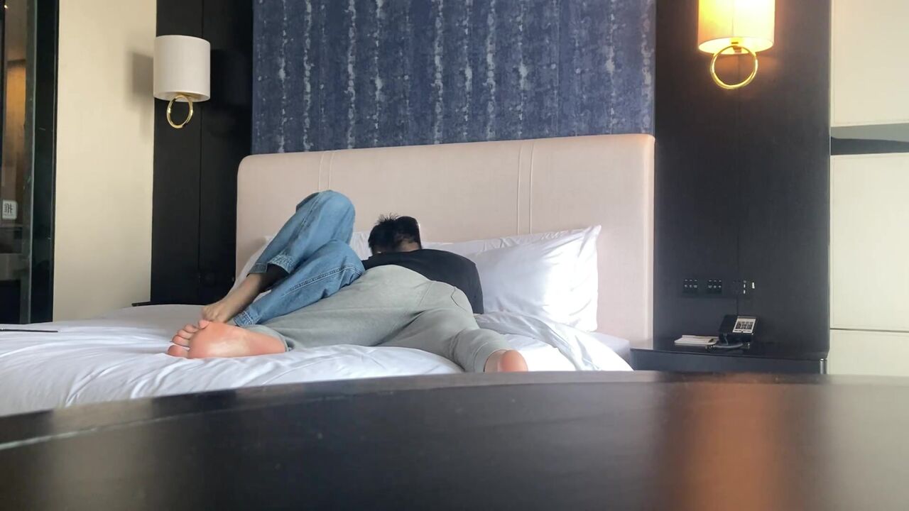 约炮大神『小郎君』未流出劲作_再操闷骚女记者_多姿势疯狂怒操怼着操