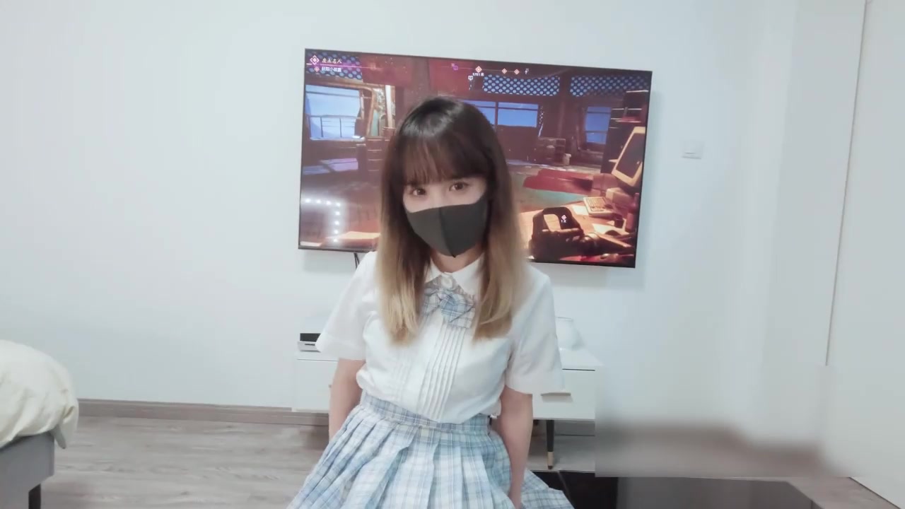 性感JK老公在玩游戏都不放过他