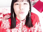 大奶美女吃鸡啪啪  被大吊男友无套输出 内射