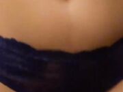 趁老婆出差约她气质漂亮的美女闺蜜家中吃饭 酒后乱性半推半就把她给上了