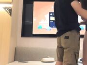 高顏值大長腿妹子，近距離拍攝舔奶扣逼，口交上位騎乘大力猛操