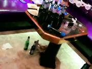 新人男女加入眼镜御姐KTV嗨完和猛男在沙发和地板做爱多人淫荡乱交