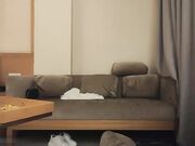 约了个短裙白衣萌妹子啪啪，沙发上操性感肉丝舔弄调情上位骑坐猛操