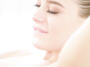 这样的尤物级文员秘书谁看了也不能安心工作啊 裙装动人肉体丰腴