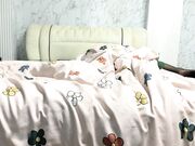 御姐范良家眼镜妹 刚搞完有想要 按着脑袋大屌插嘴 张开黑丝美腿爆操