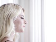 想吃大黑屌的金发美人