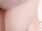 女上骑射直播间露出_鸡巴都软了还向粉穴里硬塞_高潮喷水