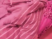 路边小旅馆飞哥发现个新淫窝里面有不少漂亮的卖淫女观众刷礼物让他连干两个妹子