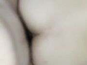 小帅哥专门约良家少妇来啪啪 鸡巴粗大又会撩把小少妇插得淫水超多