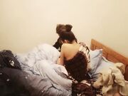 帅小伙换女友速度真快 出租屋里干00后乖巧学生妹 粉嫩苗条青春肉体让人沉醉